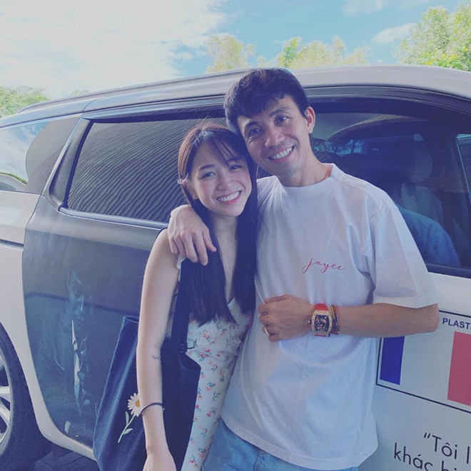 Minh Nhua chup anh voi con gai 20 tuoi, dan mang noi 'nhu hai anh em' hinh anh 2