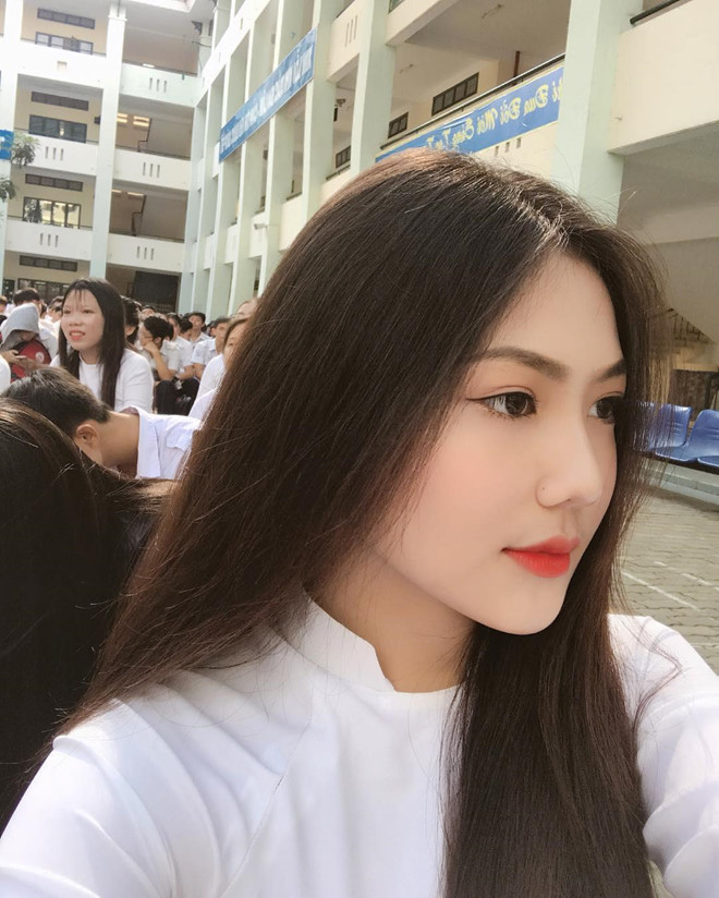 Loat gai xinh 2K2: Nguoi co net dep ngay tho, ke so huu body goi cam hinh anh 2 