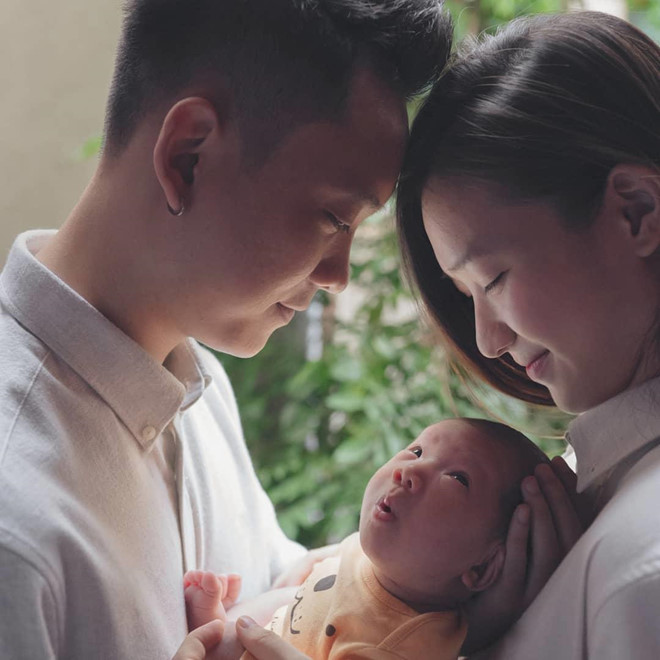 Nhung hot girl ao dai, gai xinh 'mat moc' noi len tu le khai giang hinh anh 2