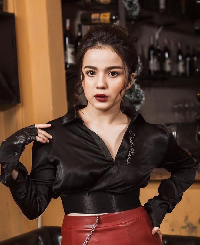 3 co gai noi tieng tren mang chi nho anh chup len hinh anh 11