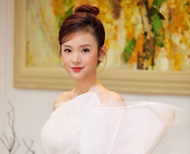 Hot girl Midu va nhung nguoi noi tieng tung di day hoc hinh anh 1 