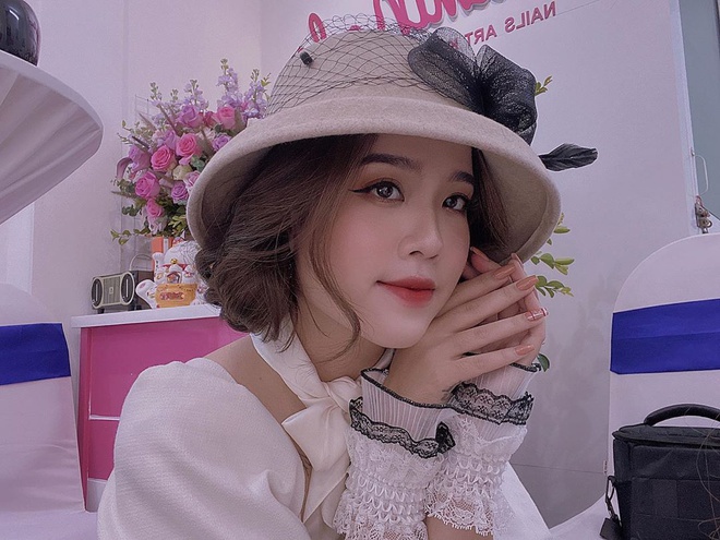 Ban gai goi Duc Chinh la 'nguoi hung cua em' hinh anh 11 n.hmy0301_72215457_2576134162441771_2366937746100284696_n.jpg