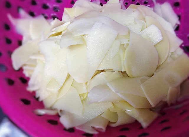 Nhung thuc pham dang gay hai cho gan hinh anh 1