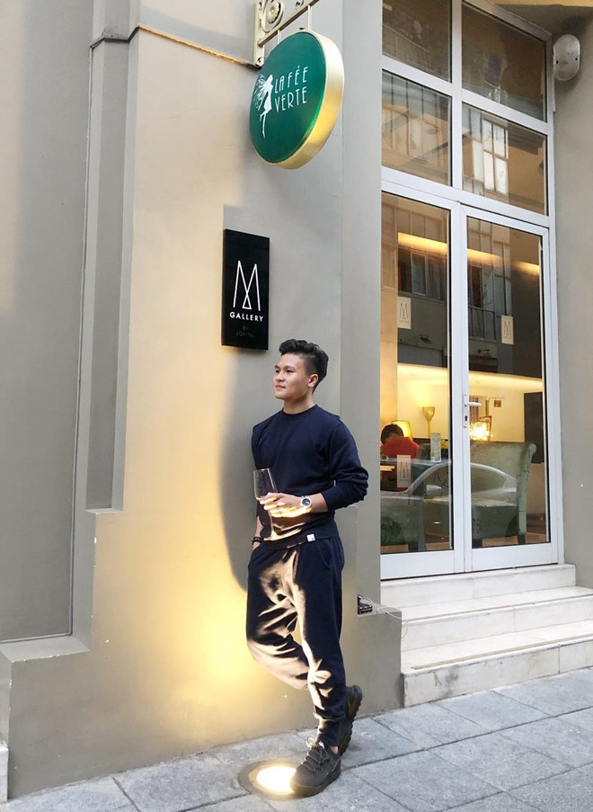 Quang Hai an mac gian di, it dung do hieu van duoc fan khen ngoi hinh anh 4