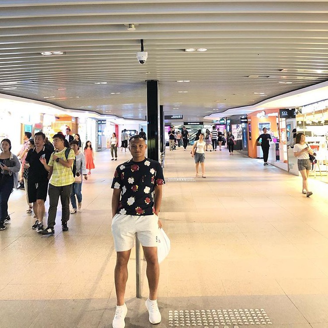 Trong Hoang co phong cach gon gang, thich mac dong dieu voi vo hinh anh 7