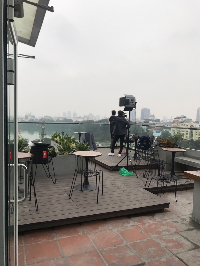 Dai quoc te phai tra bao nhieu de co truong quay tren cao o Ha Noi? hinh anh 8