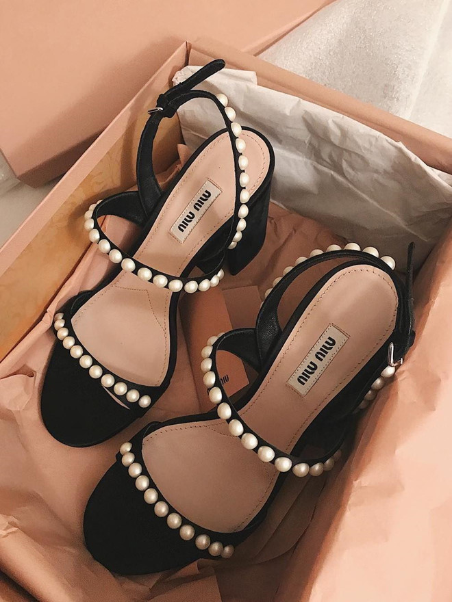 Nhan sac 9X gay sot voi bo anh 'dam cuoi thieu gia' cua bo me nam 1994 hinh anh 13