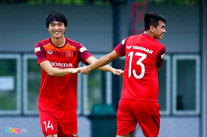 Khoanh khac ‘cold boy’ Tuan Anh no nu cuoi don tim hoi chi em hinh anh 1