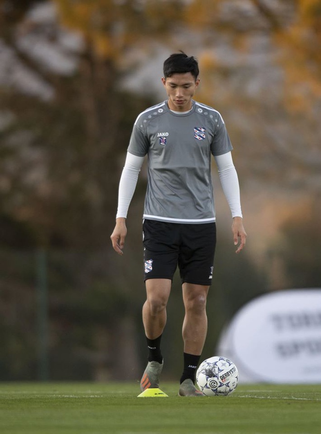 Van Hau duoc tuyen thu Philippines, CDV Thai hoi tham tren mang xa hoi hinh anh 2 82911309_1473840146104871_8844537182405263360_o.jpg