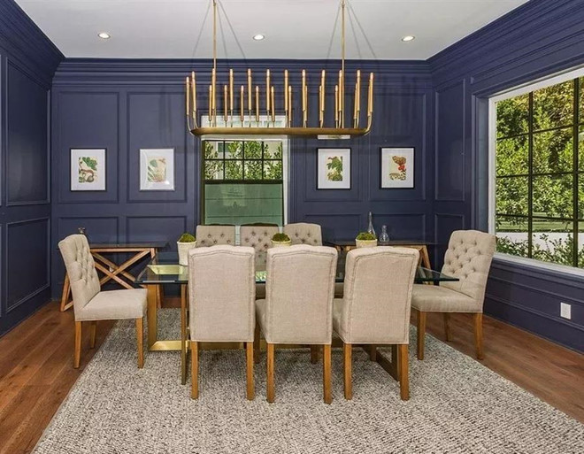 Co gi o biet thu sang trong cua 'qua bom sex' Margot Robbie hinh anh 7