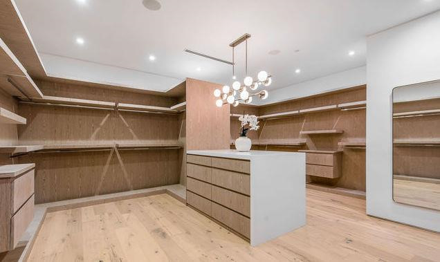 Biet thu cua dong sang lap Uber va vo goc Viet co gi hinh anh 10