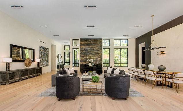 Biet thu cua dong sang lap Uber va vo goc Viet co gi hinh anh 4