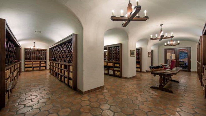 Co gi trong can biet thu dat nhat nuoc My hinh anh 14