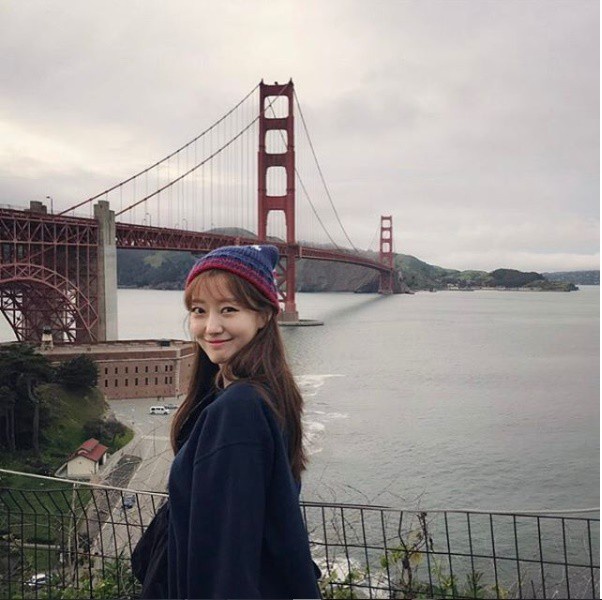 MC dan ban tin tren noc khach san Ha Noi noi tieng o Han Quoc the nao? hinh anh 9