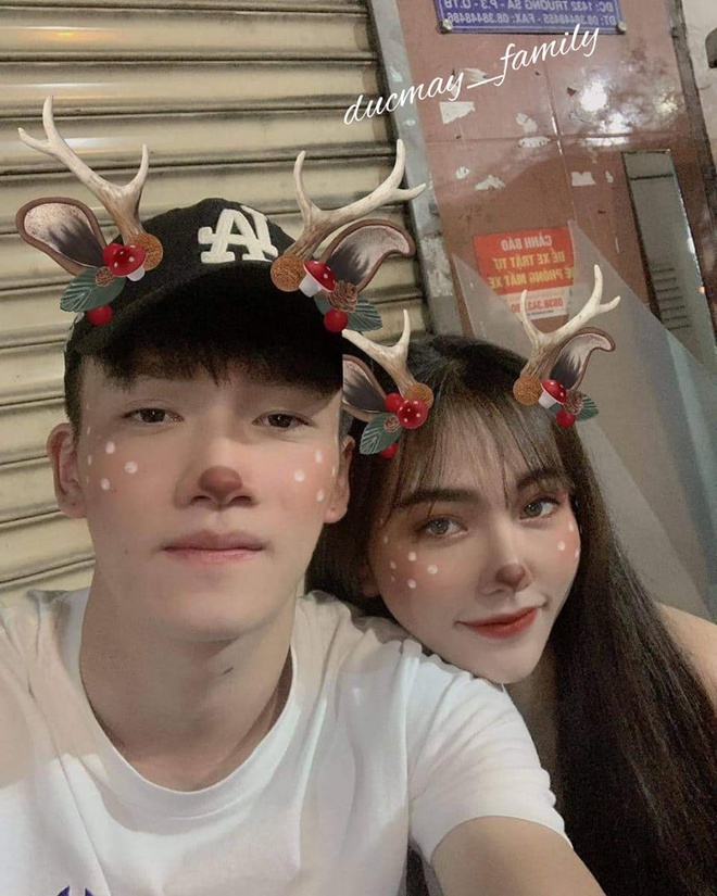 Ban gai Hoang Duc khoe anh sang Thai Lan co vu U23 Viet Nam hinh anh 4 ducmay_family_78779507_1482163621960861_6161997039190650971_n_1_.jpg