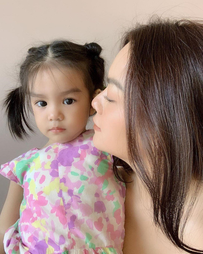 Pham Quynh Anh tuoi 35 - cu soc ly hon va 'lot xac' ngay cang goi cam hinh anh 8