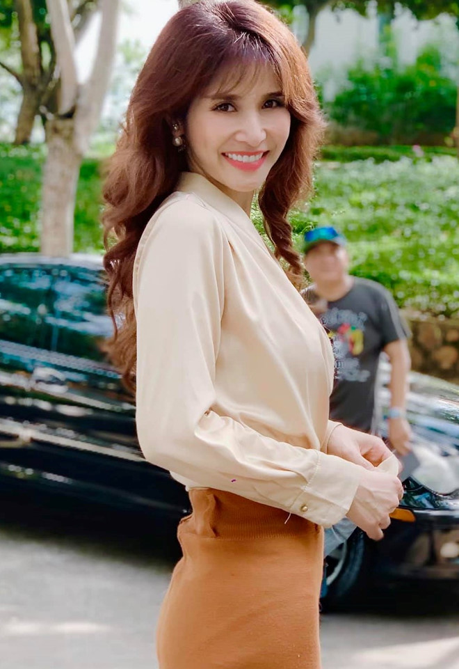 Dinh Ngoc Diep, Thao Trang va cac sao nu yeu cau thu Viet gio ra sao? hinh anh 9