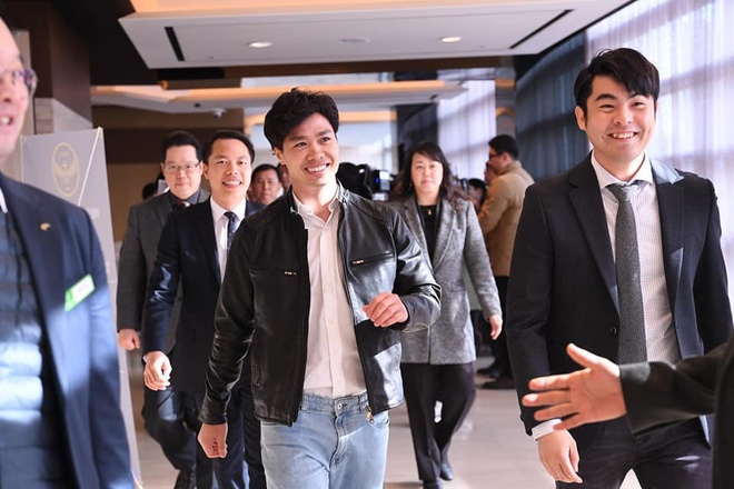 CLB Cong Phuong dang thi dau gui loi cam on fan bang tieng Viet hinh anh 4