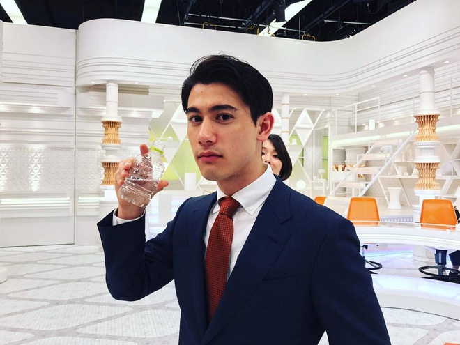 5 phong vien quoc te bong dung noi tieng sau khi den Ha Noi tac nghiep hinh anh 11