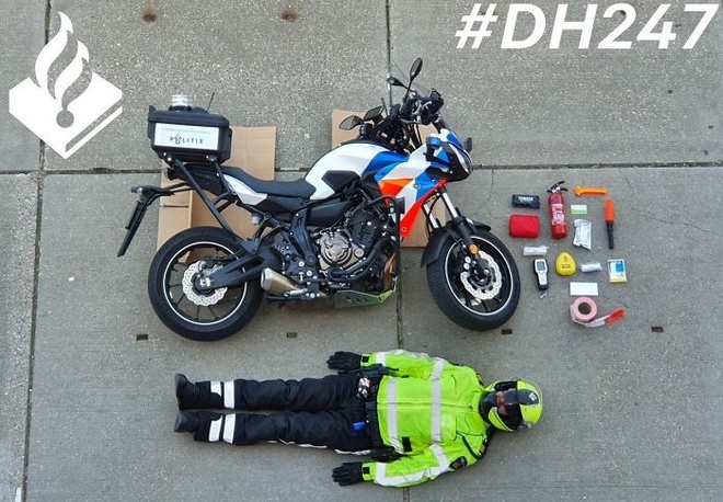 Canh sat the gioi khoe bo do nghe voi 'thu thach xep hinh' hinh anh 6