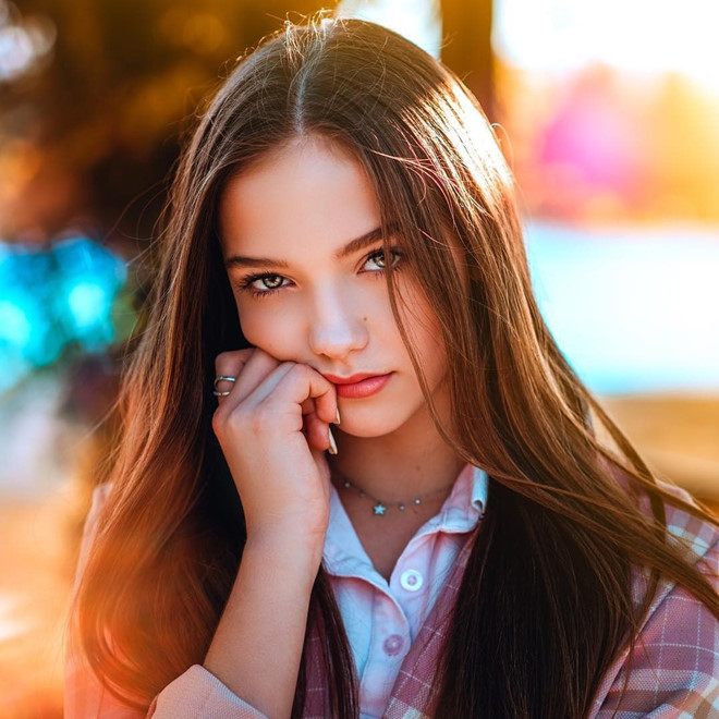 3 hot girl sinh nam 2004 da tai, so huu tai san trieu USD hinh anh 8