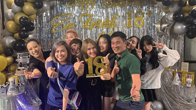 Ban gai tin don moi cua Quang Hai la hot girl quen mat dan mang hinh anh 1