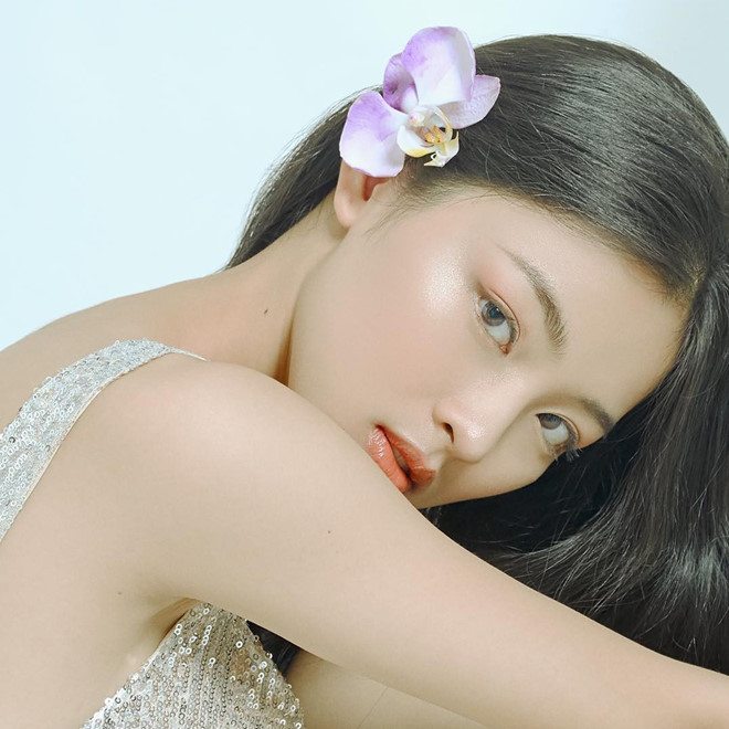 Co gai dinh tin don hen ho voi Quang Hai va cac hot girl truong Y Duoc hinh anh 11