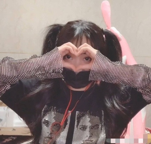 hot girl lan dau lo mat anh 1