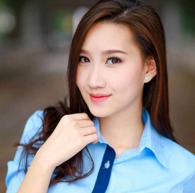 Hot girl Lao goc Viet khoe anh tot nghiep Hoc vien Ngoai giao hinh anh 4