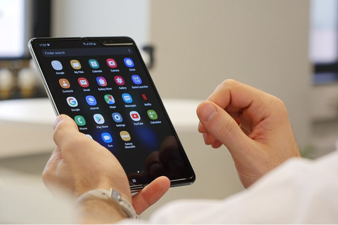 Galaxy Fold sap ban o hang loat thi truong, chua co Viet Nam hinh anh 1