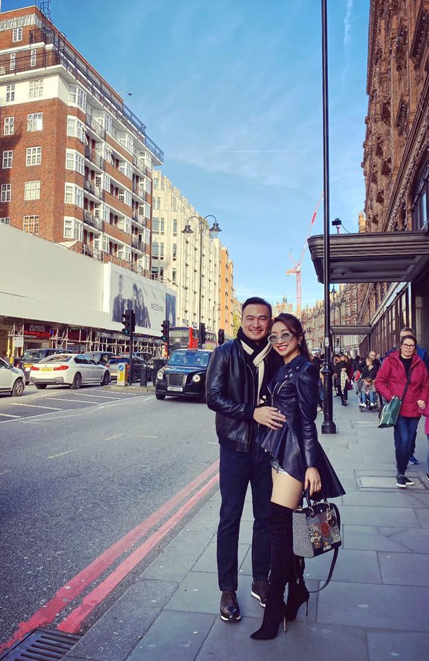 Chi Bao hanh phuc ben ban gai kem 16 tuoi hinh anh 6