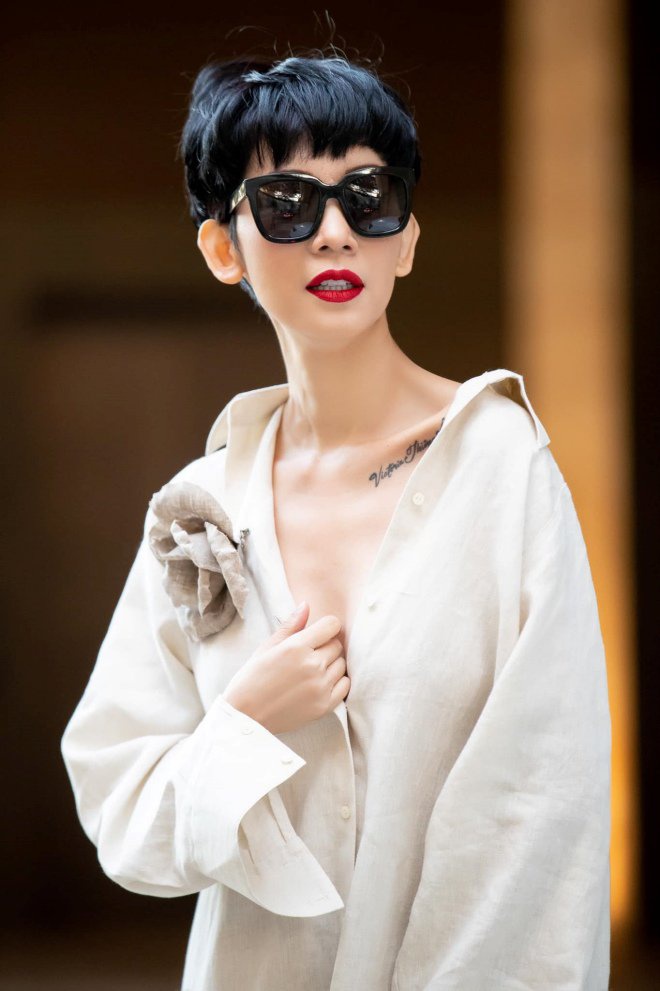 Duong tinh lan dan cua dan nguoi mau Viet doi dau hinh anh 1 a3_1565930731_482_width660height991.jpg