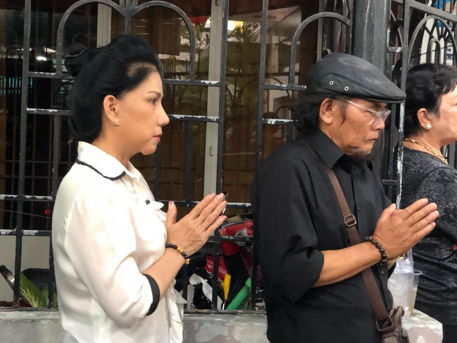 Gia dinh, dong nghiep tien dua nghe si Chieu Hung ve noi an nghi hinh anh 3 84031070_2590190364637114_6476016109123272704_n.jpg