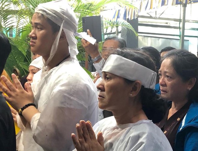 Gia dinh, dong nghiep tien dua nghe si Chieu Hung ve noi an nghi hinh anh 2 84145109_186142332772012_6507653529715343360_n.jpg