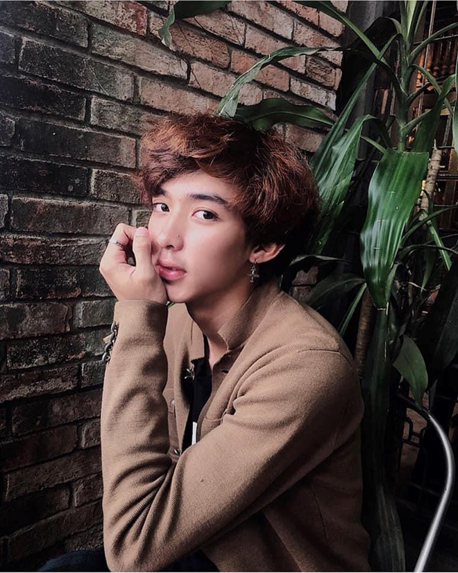 Nam ca si 20 tuoi tung to Tang Nhat Tue ga tinh gio ra sao? hinh anh 8