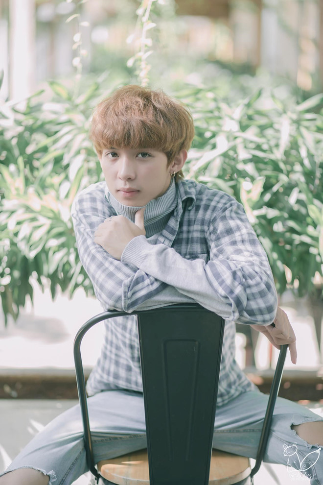 Nam ca si 20 tuoi tung to Tang Nhat Tue ga tinh gio ra sao? hinh anh 3