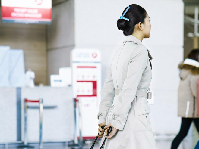 Phu nu Han dua nhau phau thuat tham my de lam tiep vien hang khong hinh anh 1