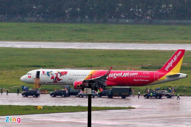 qui tac an toan hang khong, nen cai day an toan cho den khi may bay dung han anh 1