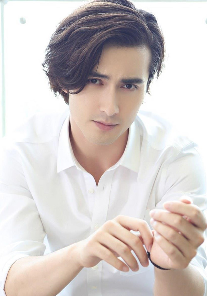 My nam cao 1,91 m tu shipper giao hang tro thanh tai tu noi tieng hinh anh 1