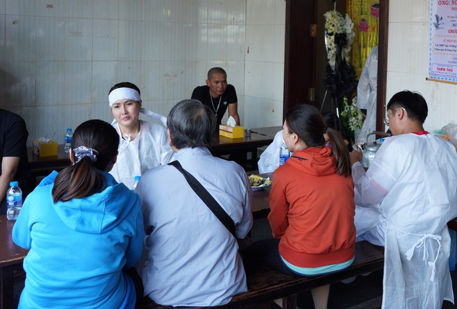 Nhung ngay cuoi doi cua cuu thanh vien nhom MTV hinh anh 2 90.JPG