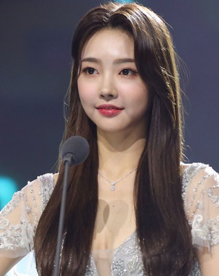 nhan sac hoa hau han quoc 2020 anh 2