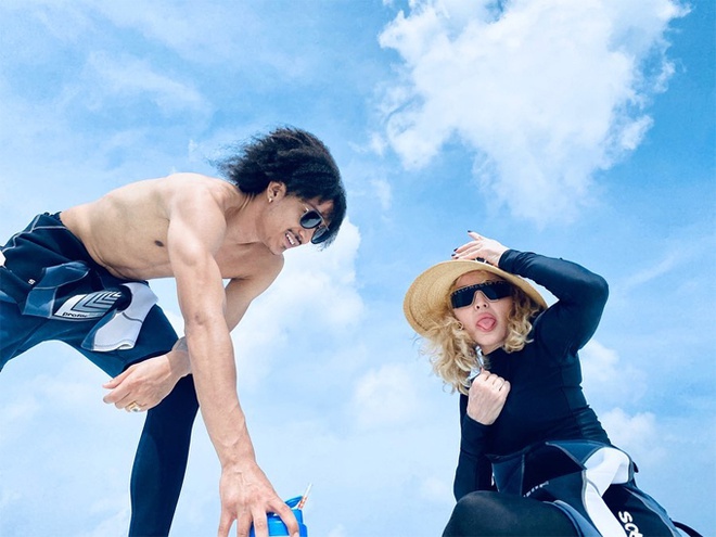 Madonna au yem nguoi tinh kem 36 tuoi hinh anh 2 mmm.jpg