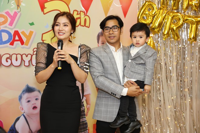 Co gai nam tay Thanh Binh len tieng ve nghi van tinh cam hinh anh 3