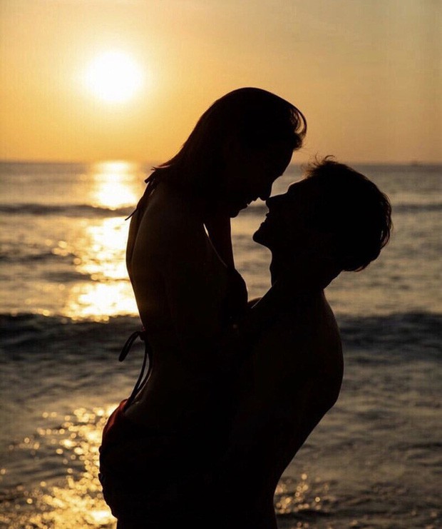 Chan dung ban trai ngoai quoc cua Hoang Oanh hinh anh 9