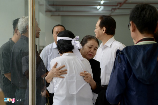 Nguyen Thu tuong Nguyen Tan Dung den vieng nghe si Chanh Tin hinh anh 2 thu_zing.jpg