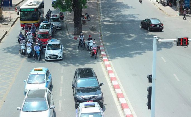 Phim cach nhiet oto - giai phap bao ve xe mua nang nong hinh anh 2