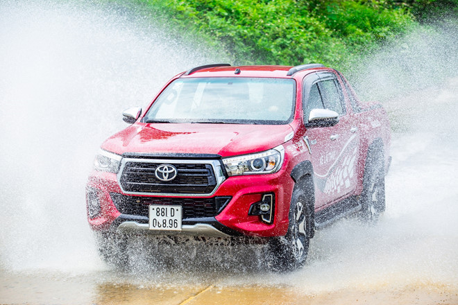 Ban tai giam gia hang loat, cao nhat 160 trieu dong hinh anh 2