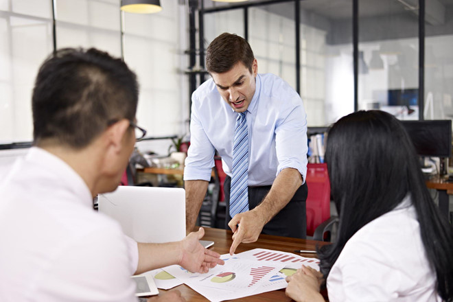 Dau hieu nhan biet va cach doi pho voi nhung vi sep toi te hinh anh 1