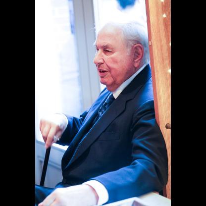 Chan dung cac ty phu dinh dam vuong vong lao ly hinh anh 9 alfred1.jpg