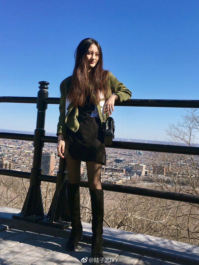 Sao nhi Trung Quoc 'day thi thanh cong' o tuoi 18 hinh anh 4